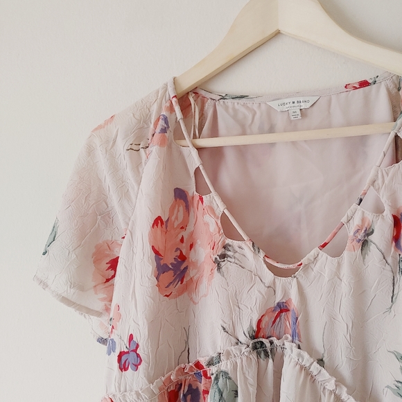 SOLD - Lucky Brand Floral Flutter Sleeve Top - Picture 5 of 5
